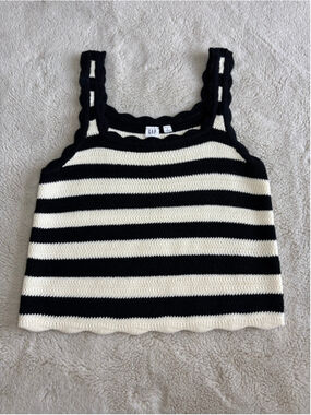 Gap Black Striped Knit Sweater Tank Size Small